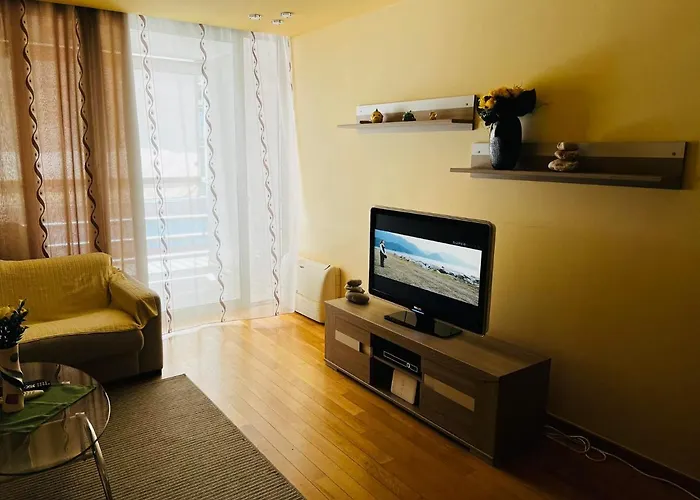 \'M&M\' Two Bedroom Apartment In Center Of Budva