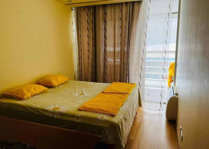 \'M&M\' Two Bedroom Apartment In Center Of Budva